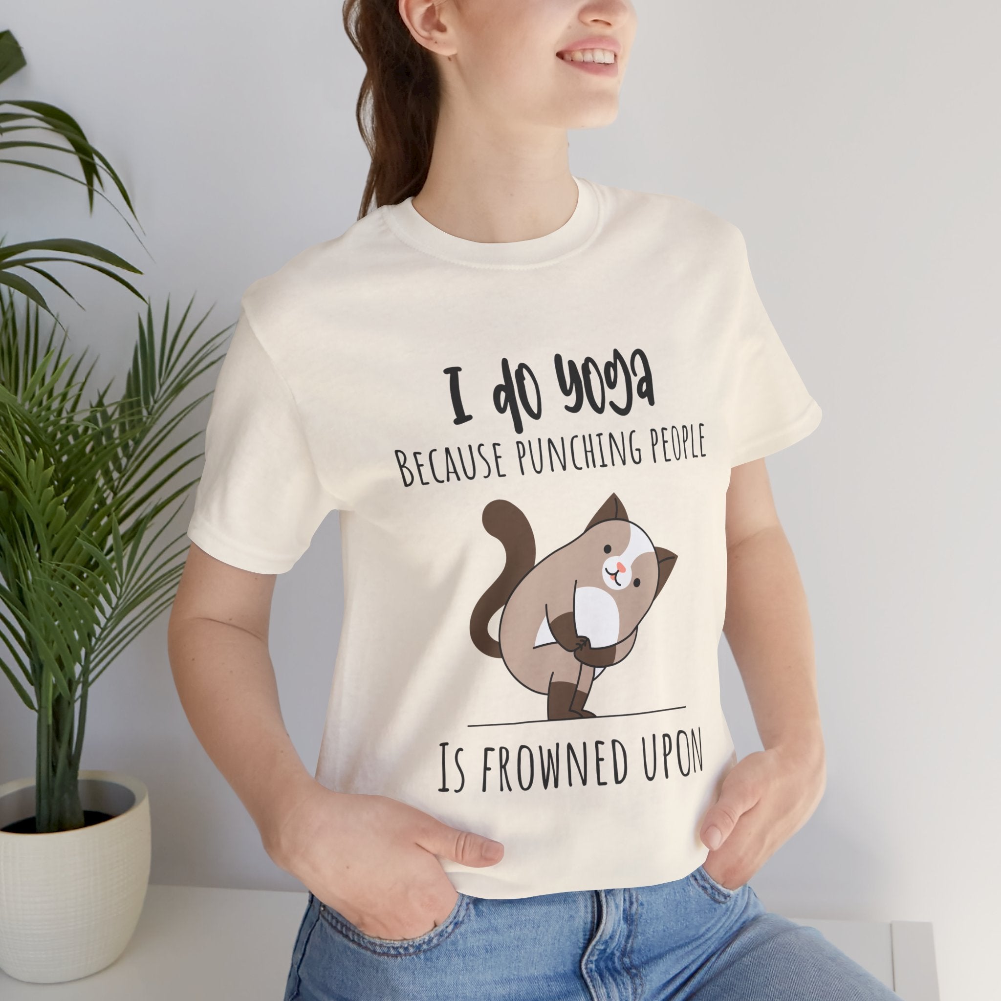 I do Yoga because punching people is frowned upon T-shirt Yoga Cat Humor Unisex Tee