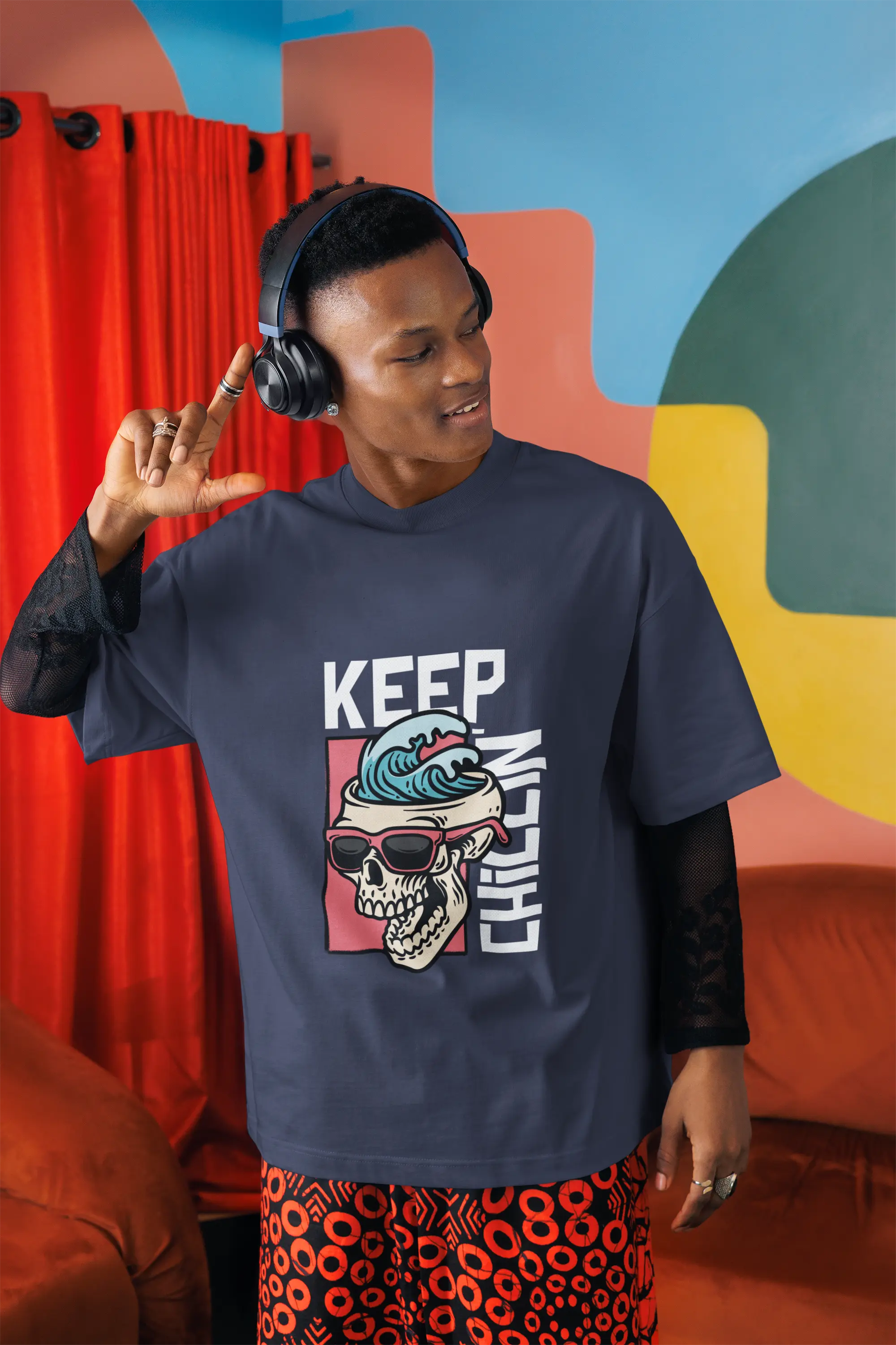 Keep Chilin Oversized Tee Oversized graphic T-Shirt