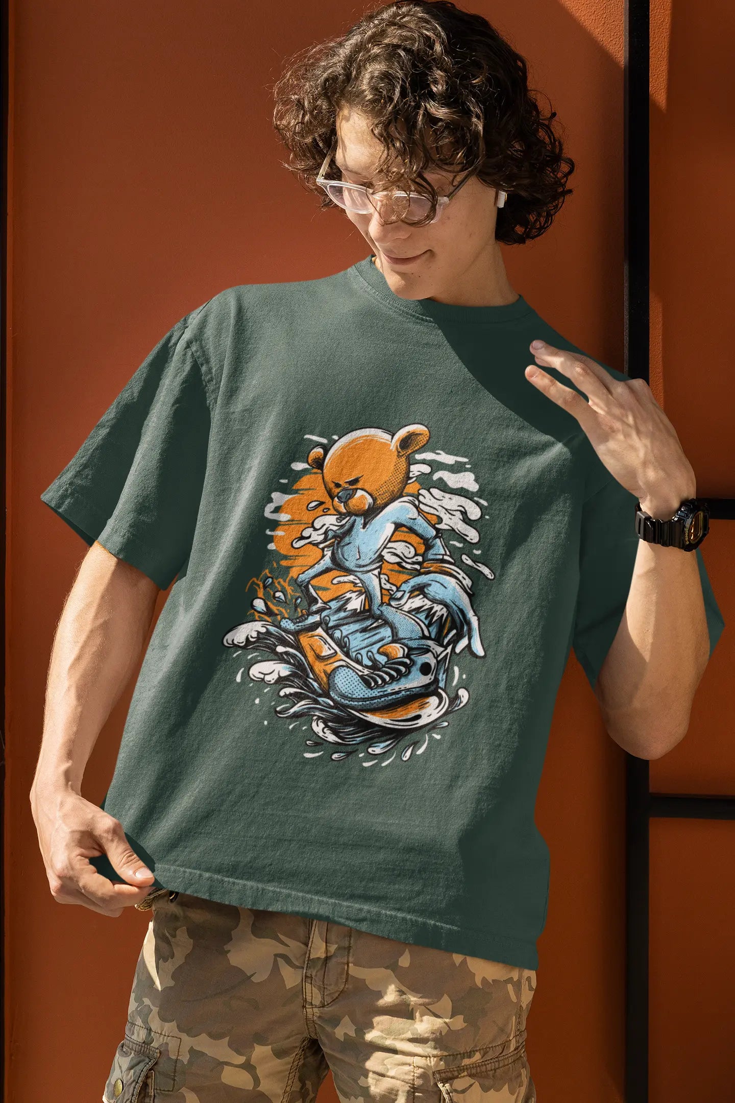 Skating Graphic Oversized Tee